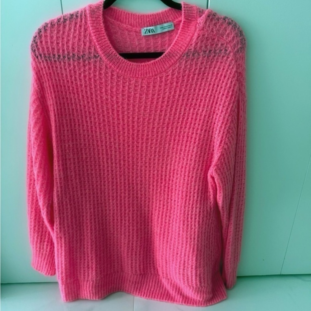 Zara Women's Pink Sweater